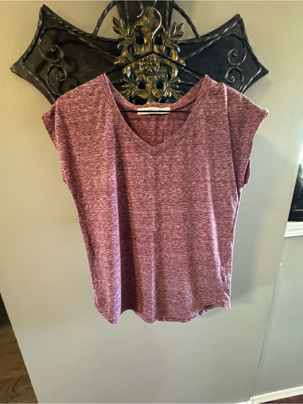 All T-shirts 3 for $30!! 🎉 
Women’s V-Neck Short Sleeve Top - Marled Wine